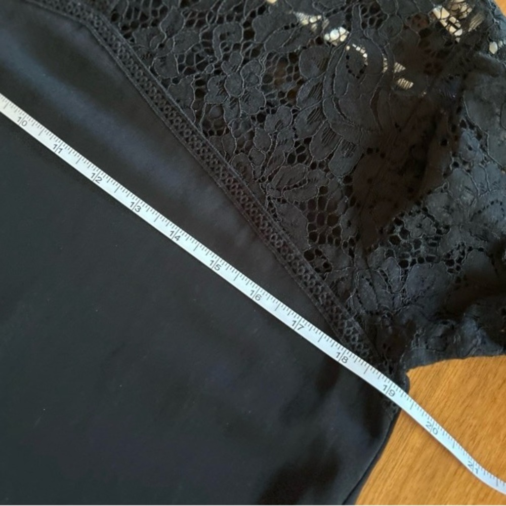 Zara Elegant Black Lace Sleeve Dress - Picture 7 of 8